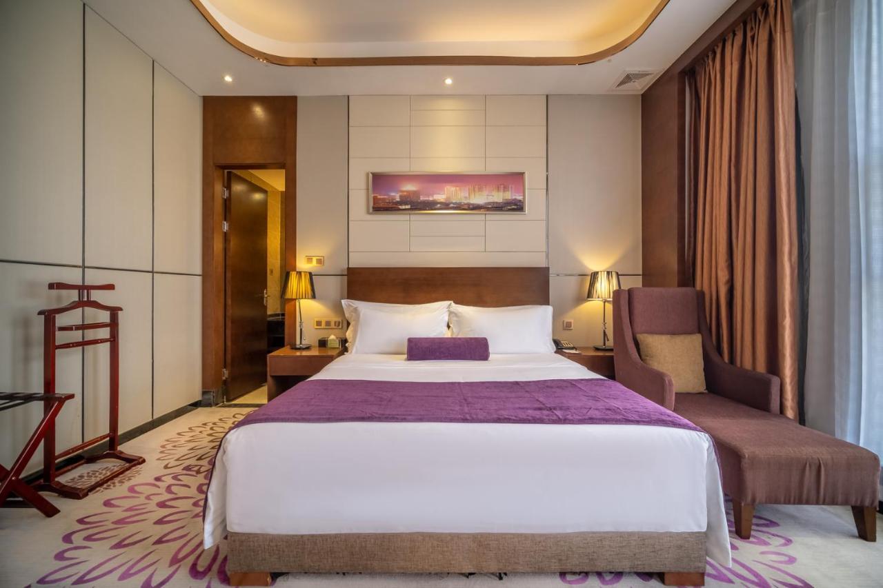 Relteem Hotel Zhongshan  Exterior foto